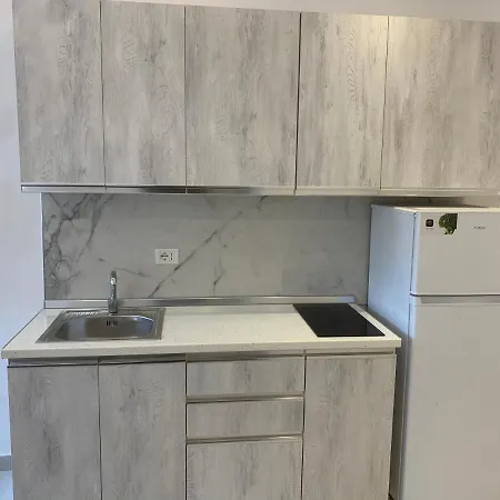 Ξενοδοχείο με διαμερίσματα Arberia 3*