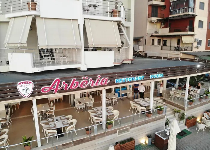 Aparthotel Arberia