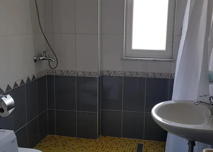 Arberia Aparthotel Kryemëdhej