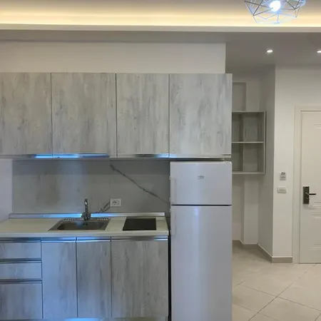 Arberia Apartmanhotel Kryemëdhej