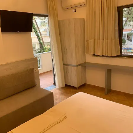 Arberia 3* Kryemëdhej