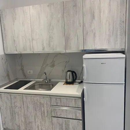 Apartmanhotel Arberia Kryemëdhej