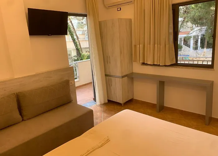 Arberia 3* Kryemedhej